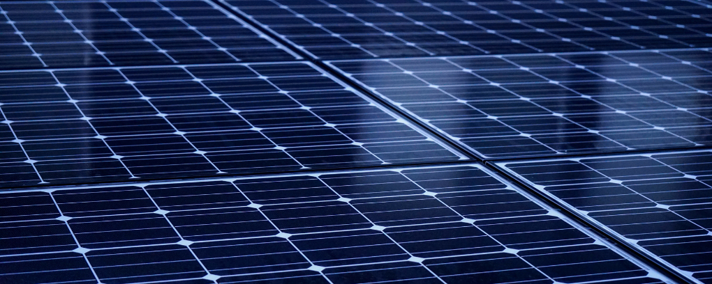 coni gelato con preparato in polvere