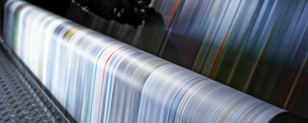 coni gelato con preparato in polvere