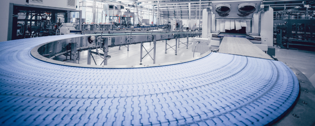 coni gelato con preparato in polvere