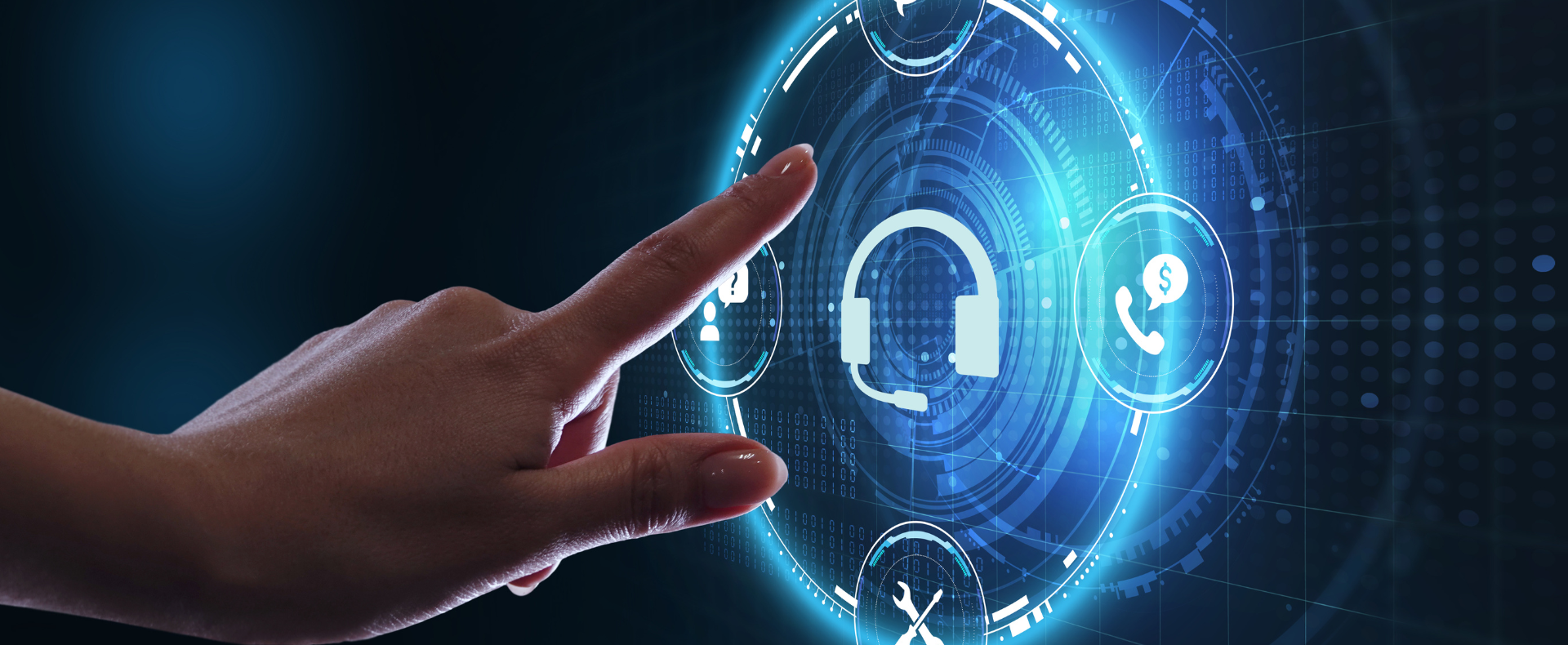 Mano che tocca un'icona digitale di assistenza clienti su uno schermo futuristico